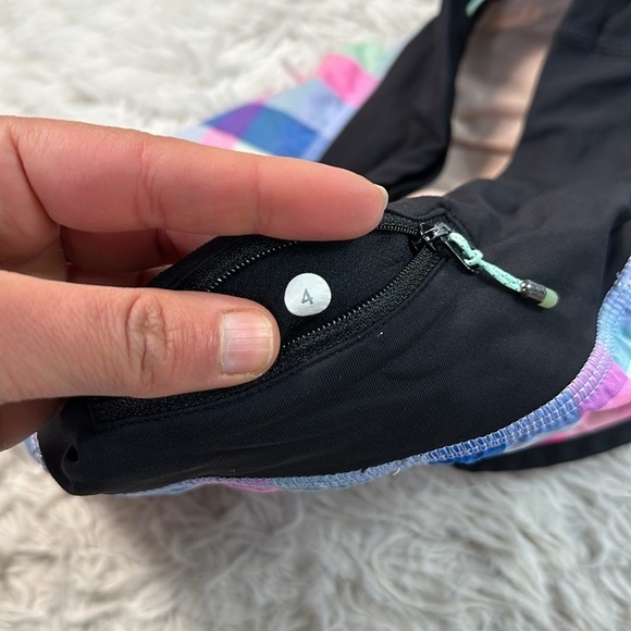 Lululemon Run: Speed Short *2-way Stretch Pop Plaid Reflective Multi / Black - Picture 5 of 6